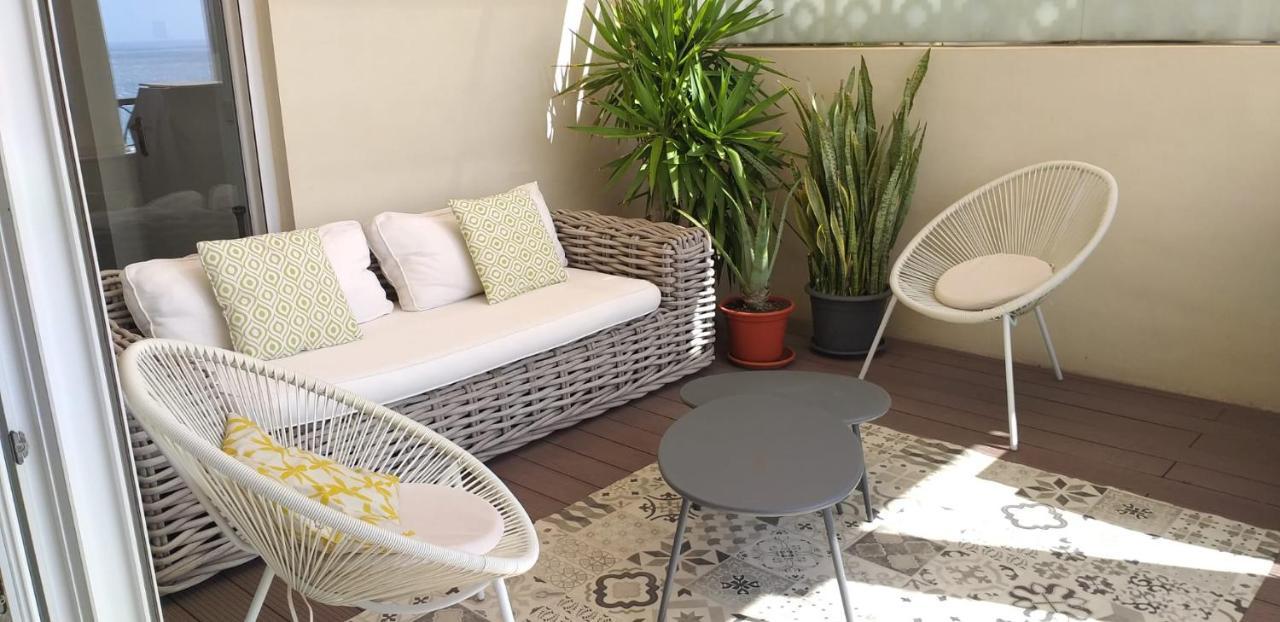 Atico Loft En Frente Al Mar Terraza Vista Espectacular Apartman Alicante Kültér fotó